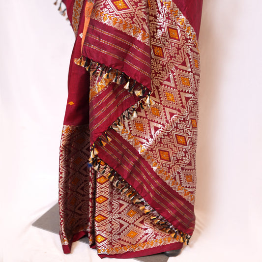 Mekhela Sador - Paat silk & cotton, Motifs in Zari