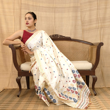 Mekhela Sador - Paat silk