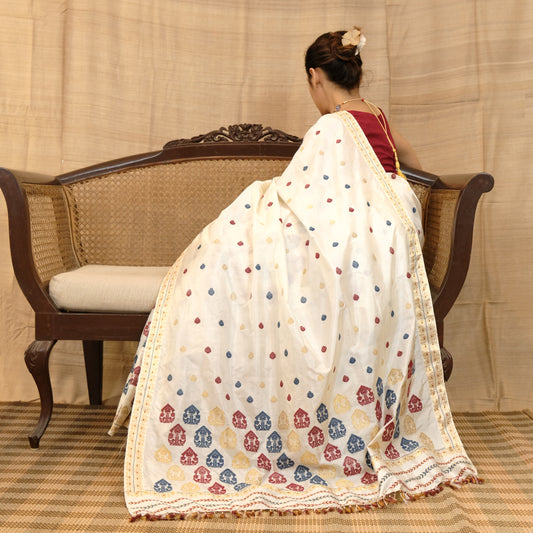 Mekhela Sador - Paat silk