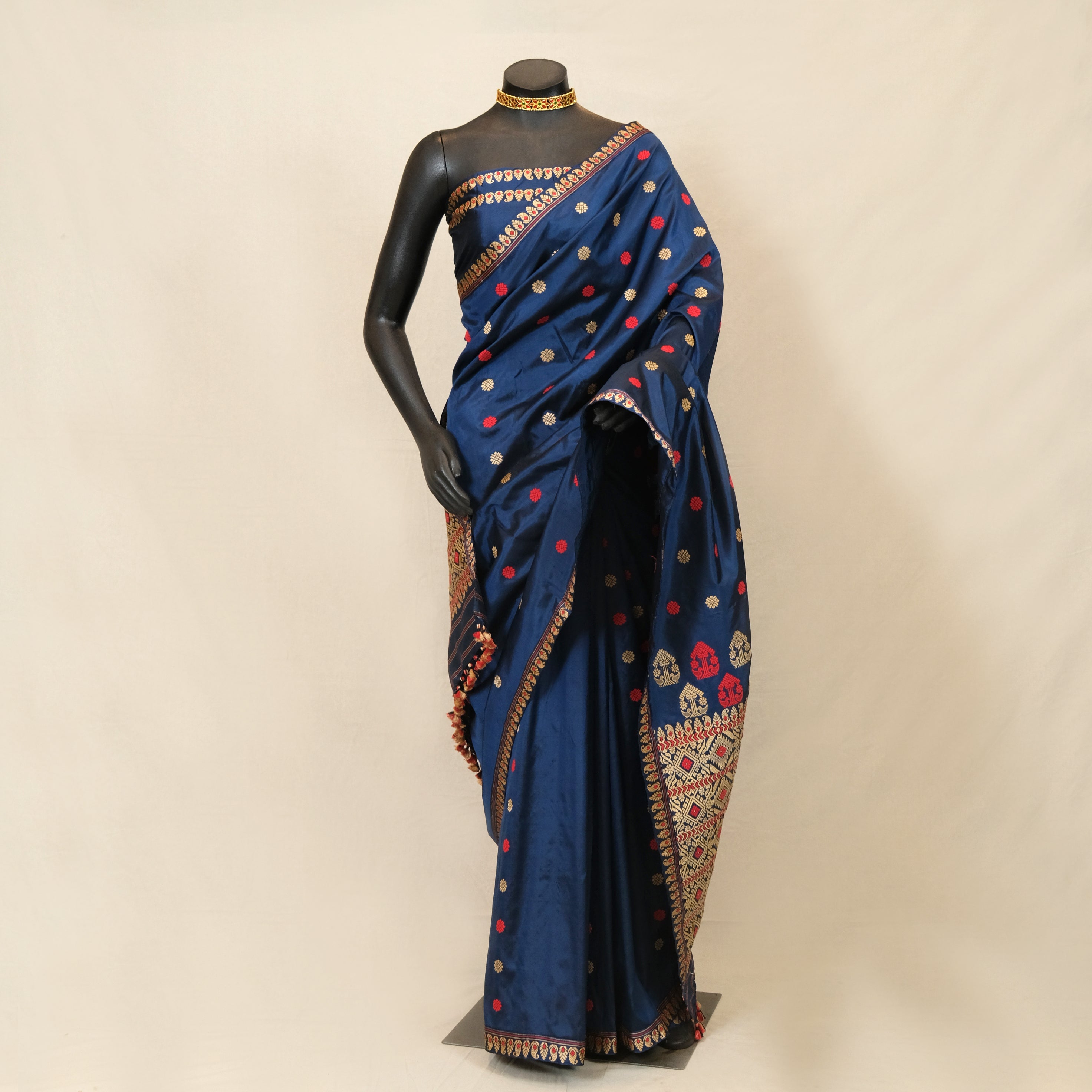 Saree - Mulberry silk(Paat), motifs in Muga silk