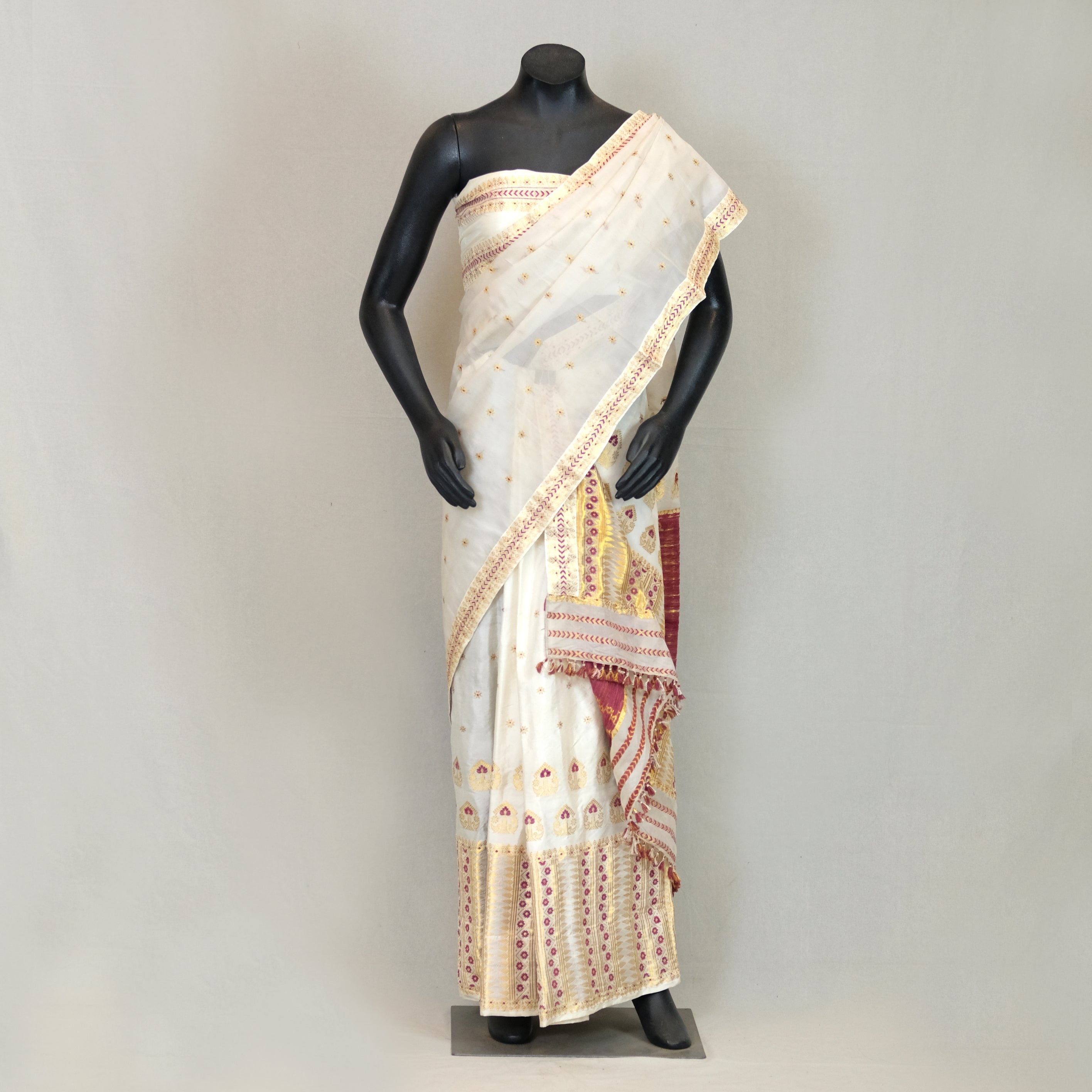 Mekhela Sador - Mulberry silk & Kesapat silk