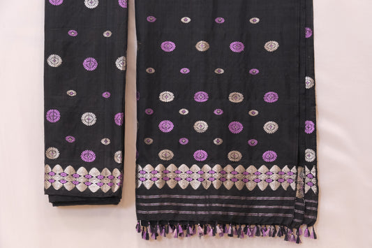 Mekhela Sador - Mulberry silk motifs in silver zari